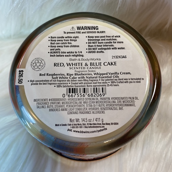 “RED WHITE & BLUE CAKE” BBW/WB, 3-Wick Scented Candle, 14.5 oz / 411g, NWT + Box - Picture 4 of 6